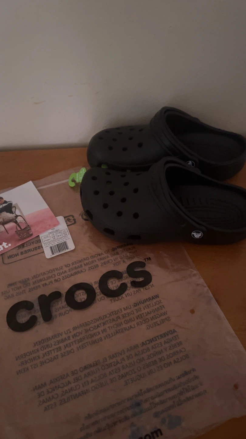Crocs Classic Clogs - Black - photo 3