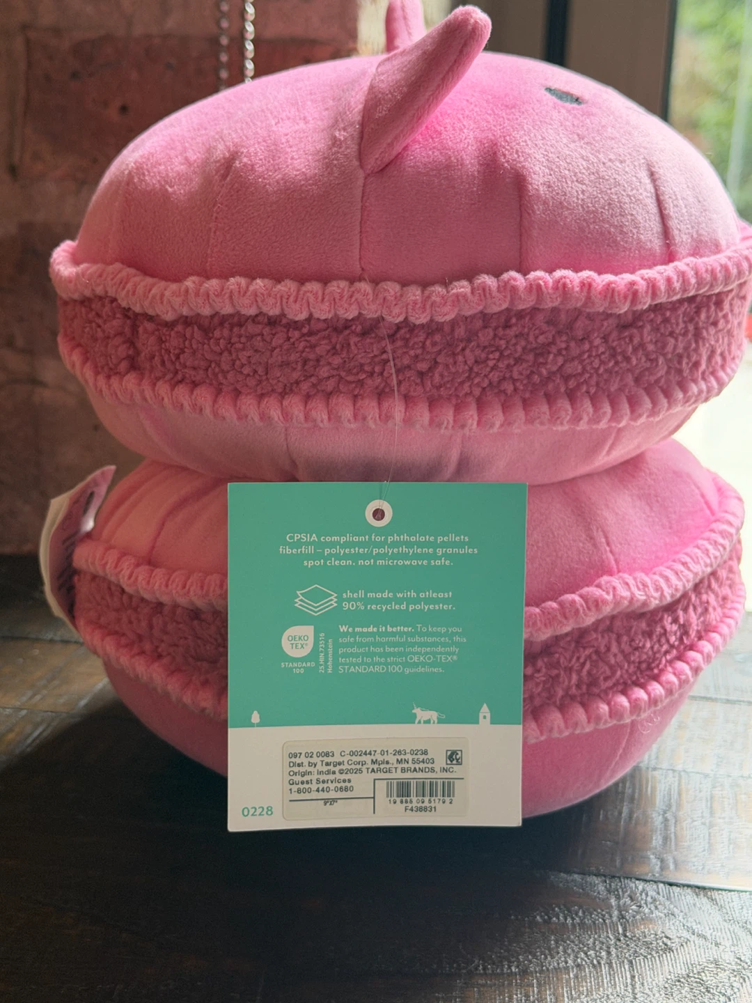 NWT! pillowfort 1 lb 3.71 oz tall Weighted Plush Cat Macaron - photo 3