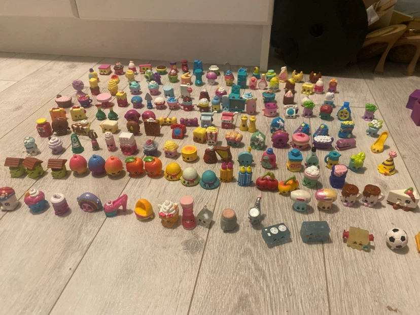 Shopkins Toy Figures Collection
