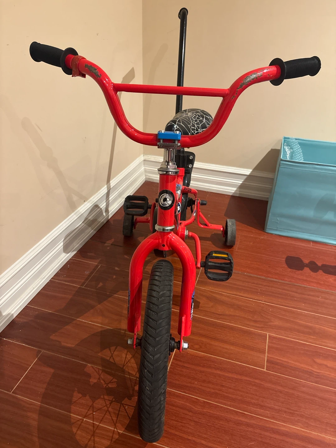 Red Web Head Kids Bicycle - photo 2