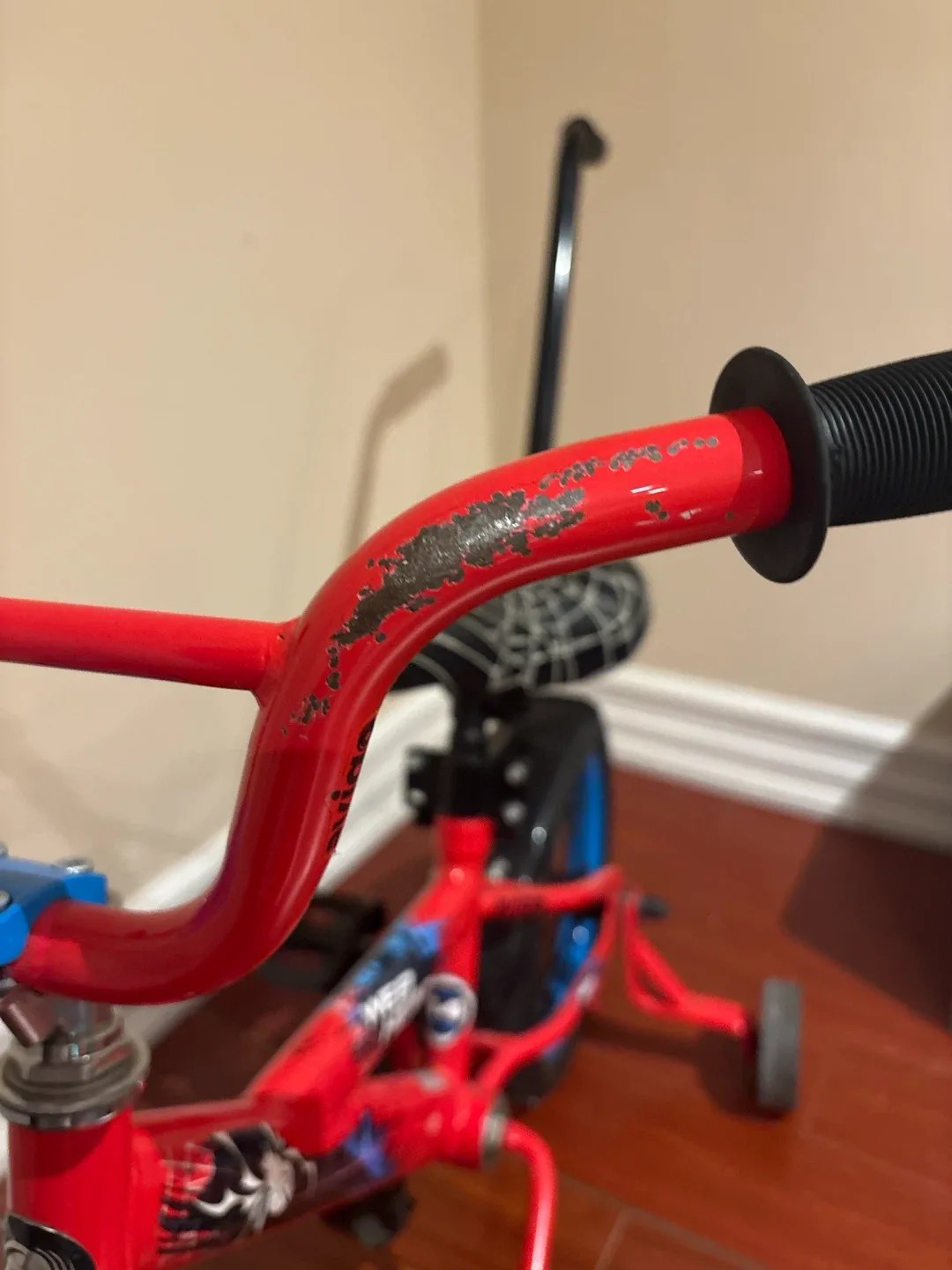 Red Web Head Kids Bicycle - photo 3