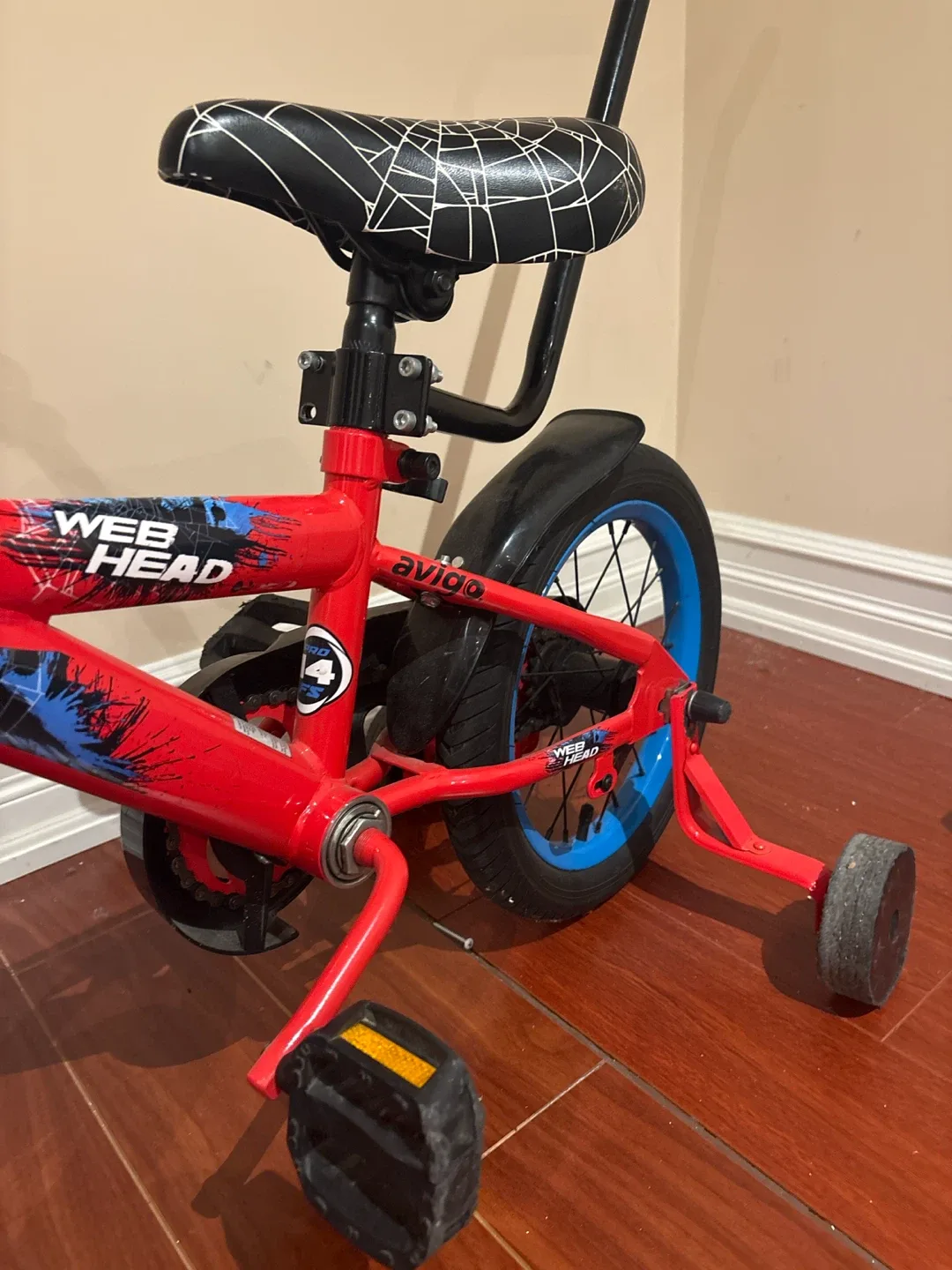 Red Web Head Kids Bicycle - photo 4