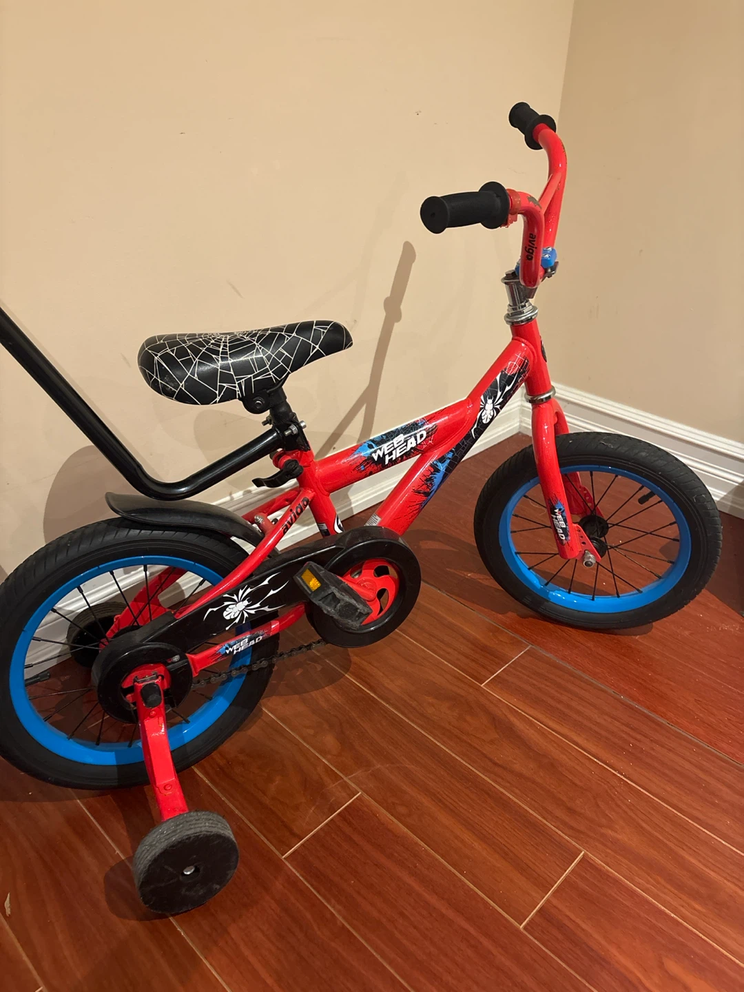 Red Web Head Kids Bicycle - photo 5