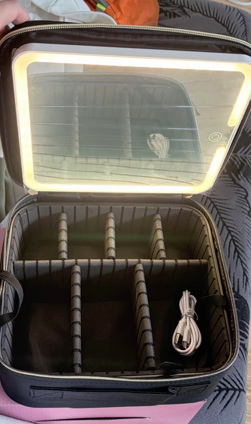 BSmall Makeup Train Case with LED Light - photo 2