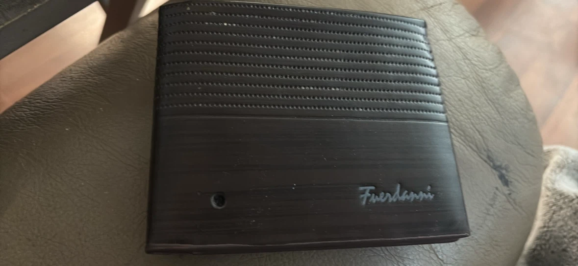 Fuerdanni Bi-fold Wallet