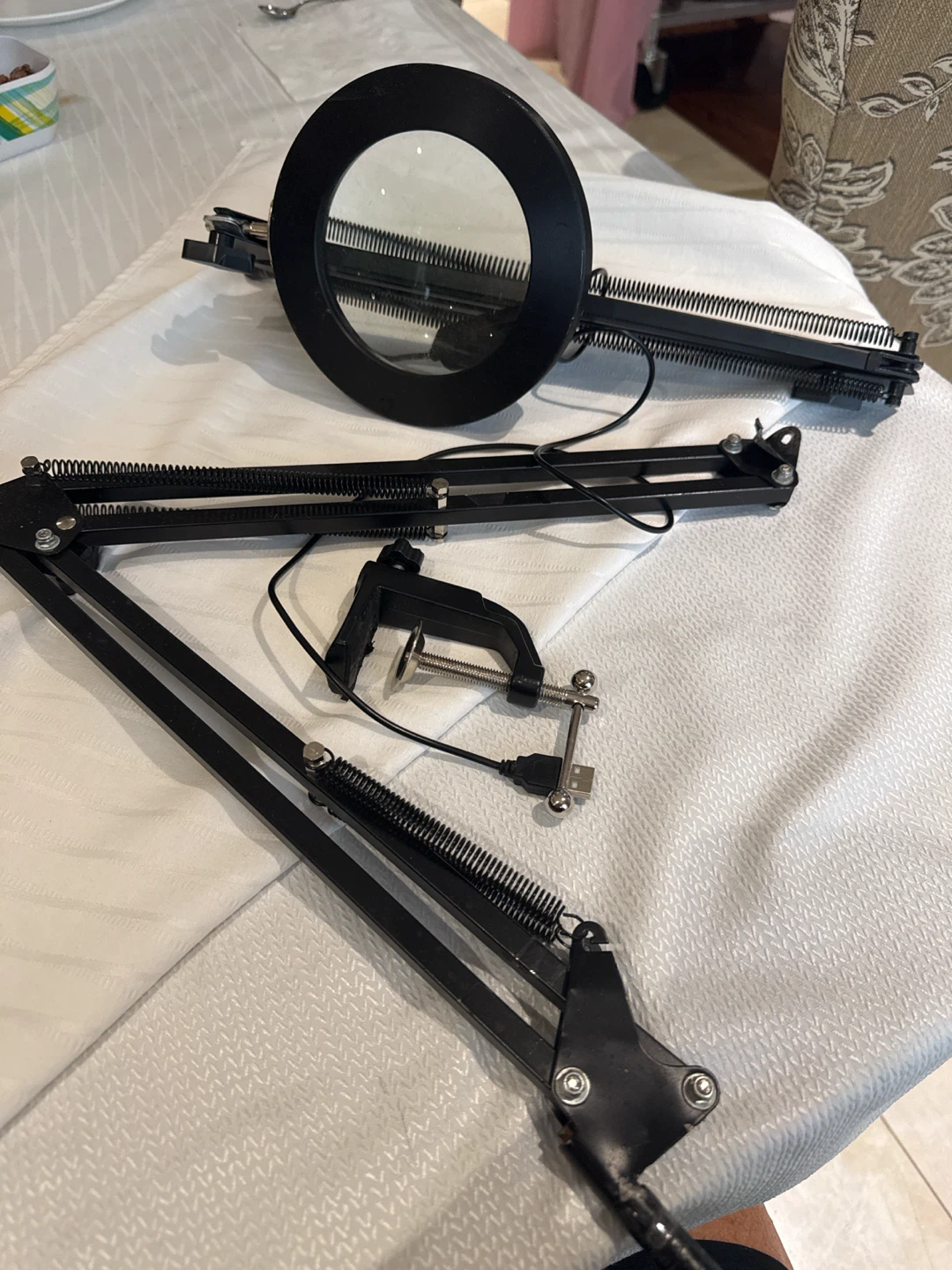 Adjustable Magnifying Lamp with Clamp
