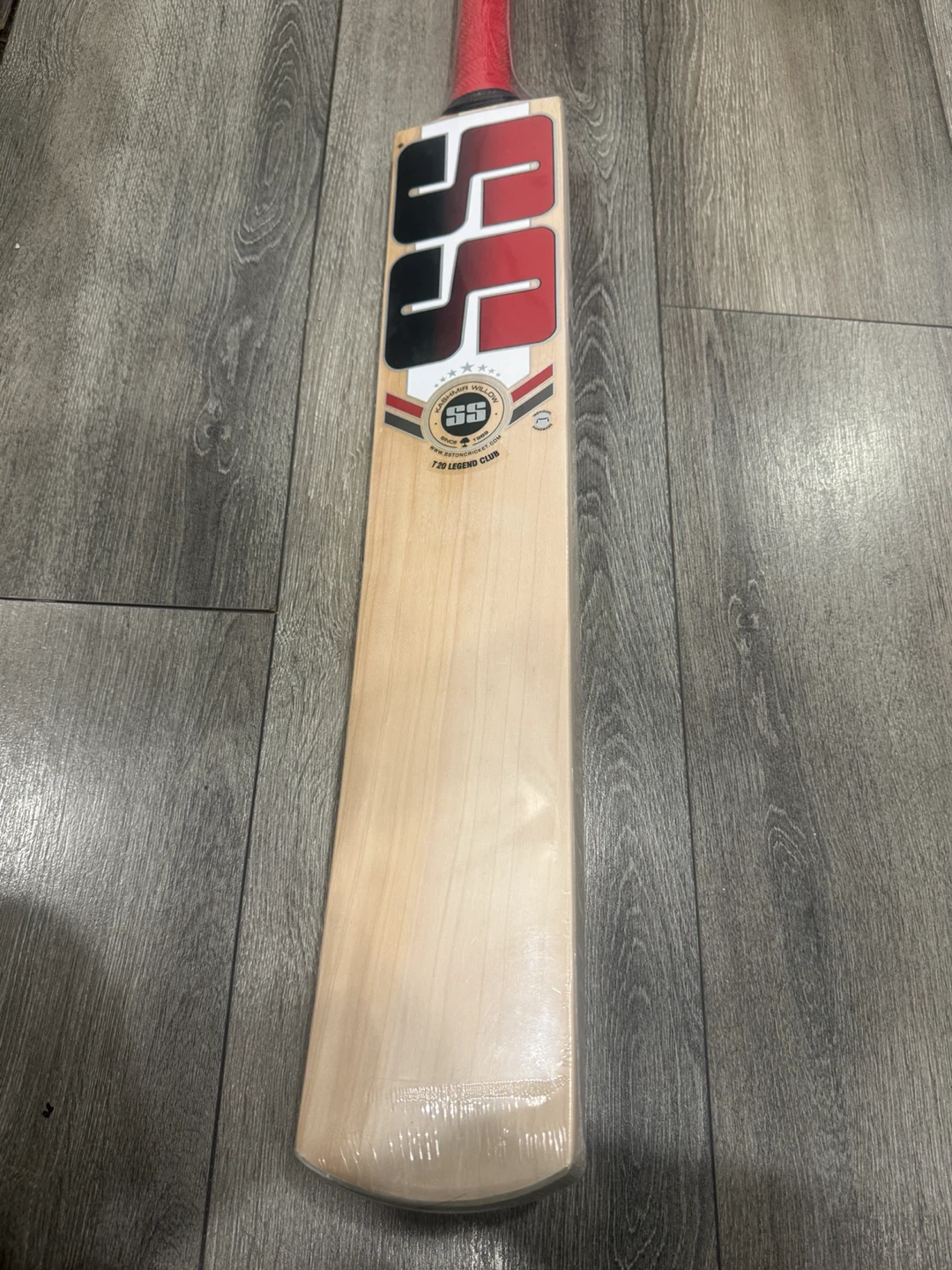 SS T20 Kashmir Willow Premium Cricket Bat – Limited Edition - photo 4