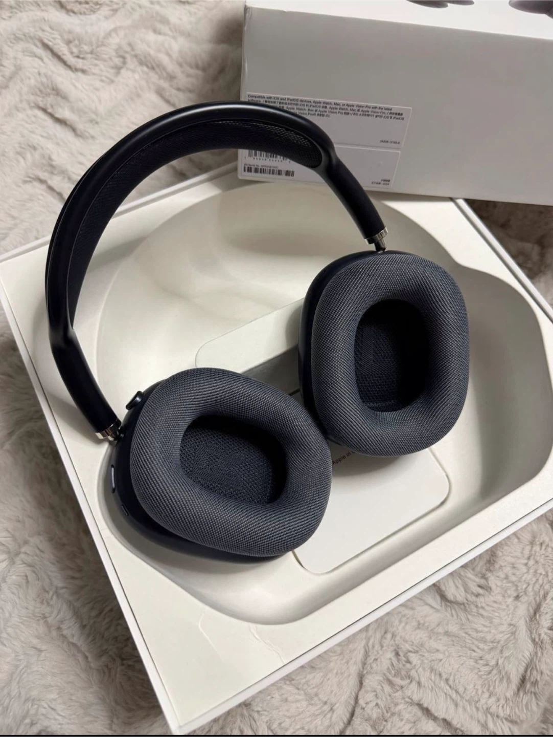 Apple AirPods Max Headphones - Space Grey - photo 2