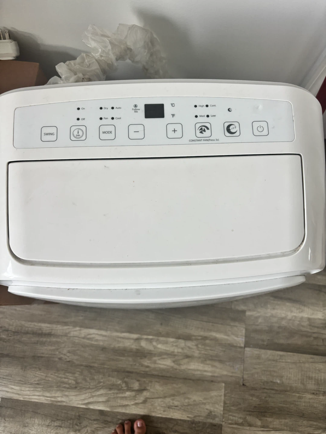 Insignia Portable Air Conditioner NS-AC09PWH1 - 10000 BTU - photo 2