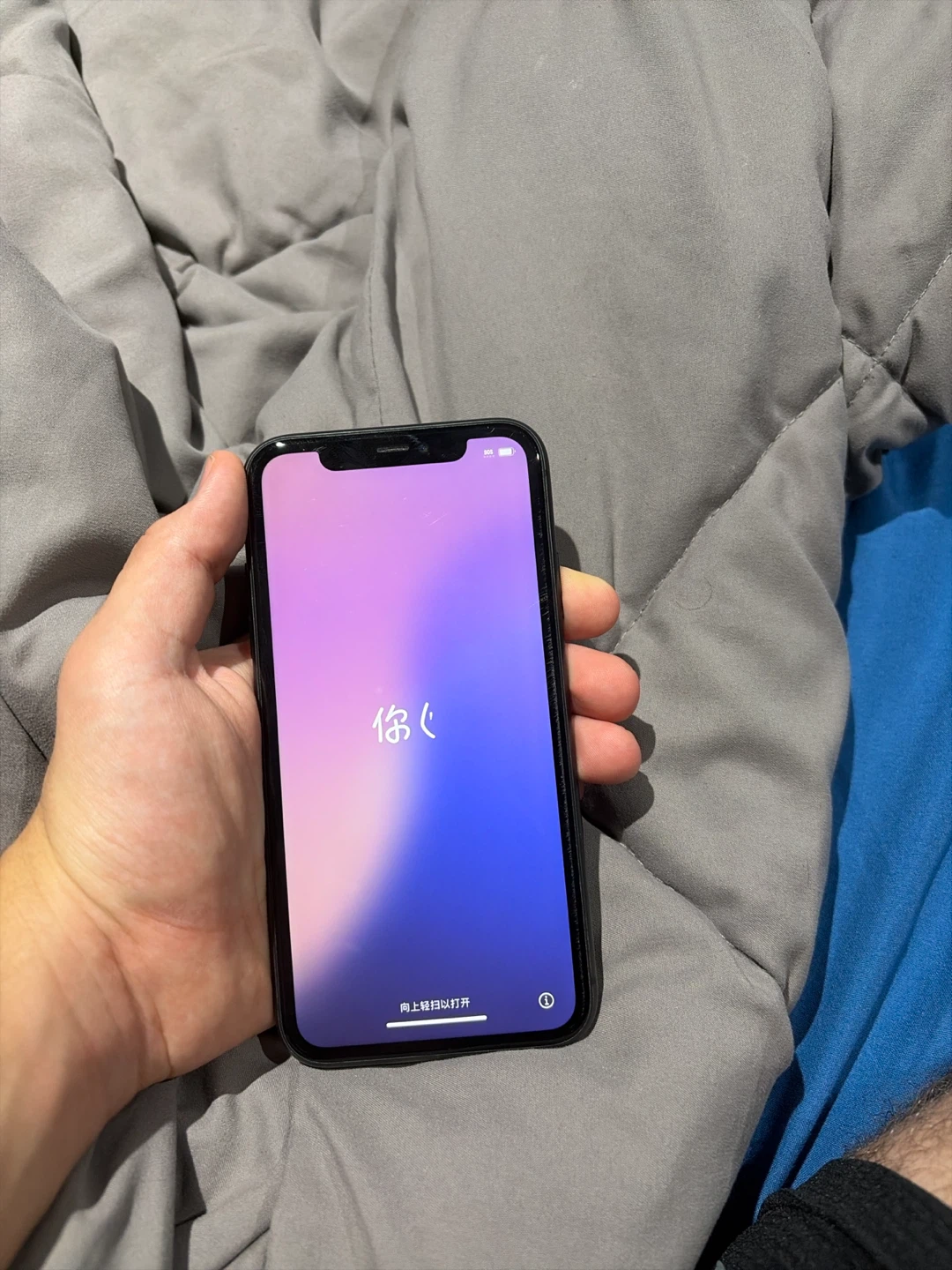 iPhone 11 - photo 3