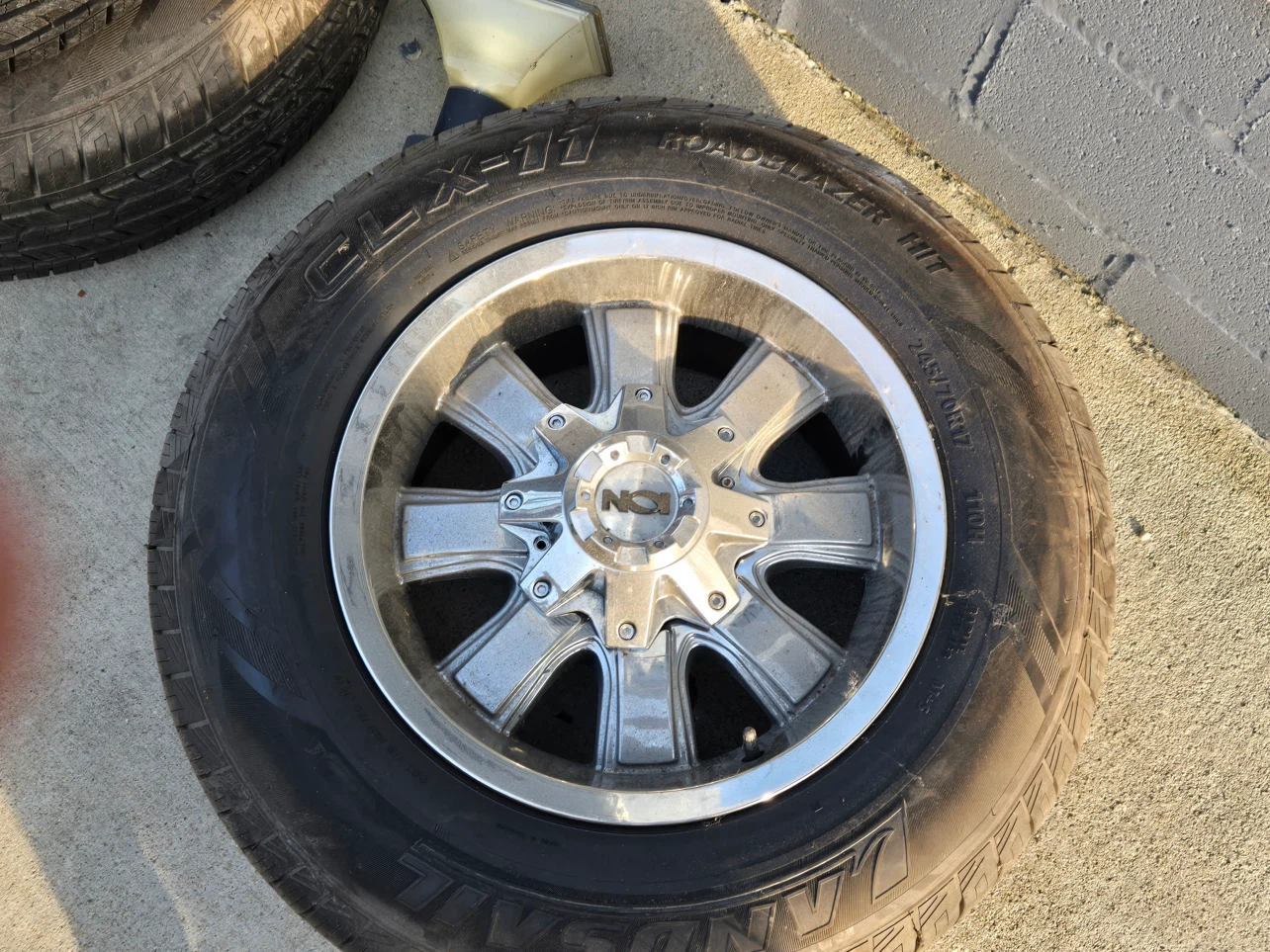 RoadBlazer HT CLX-11 Tires (245/70R17)