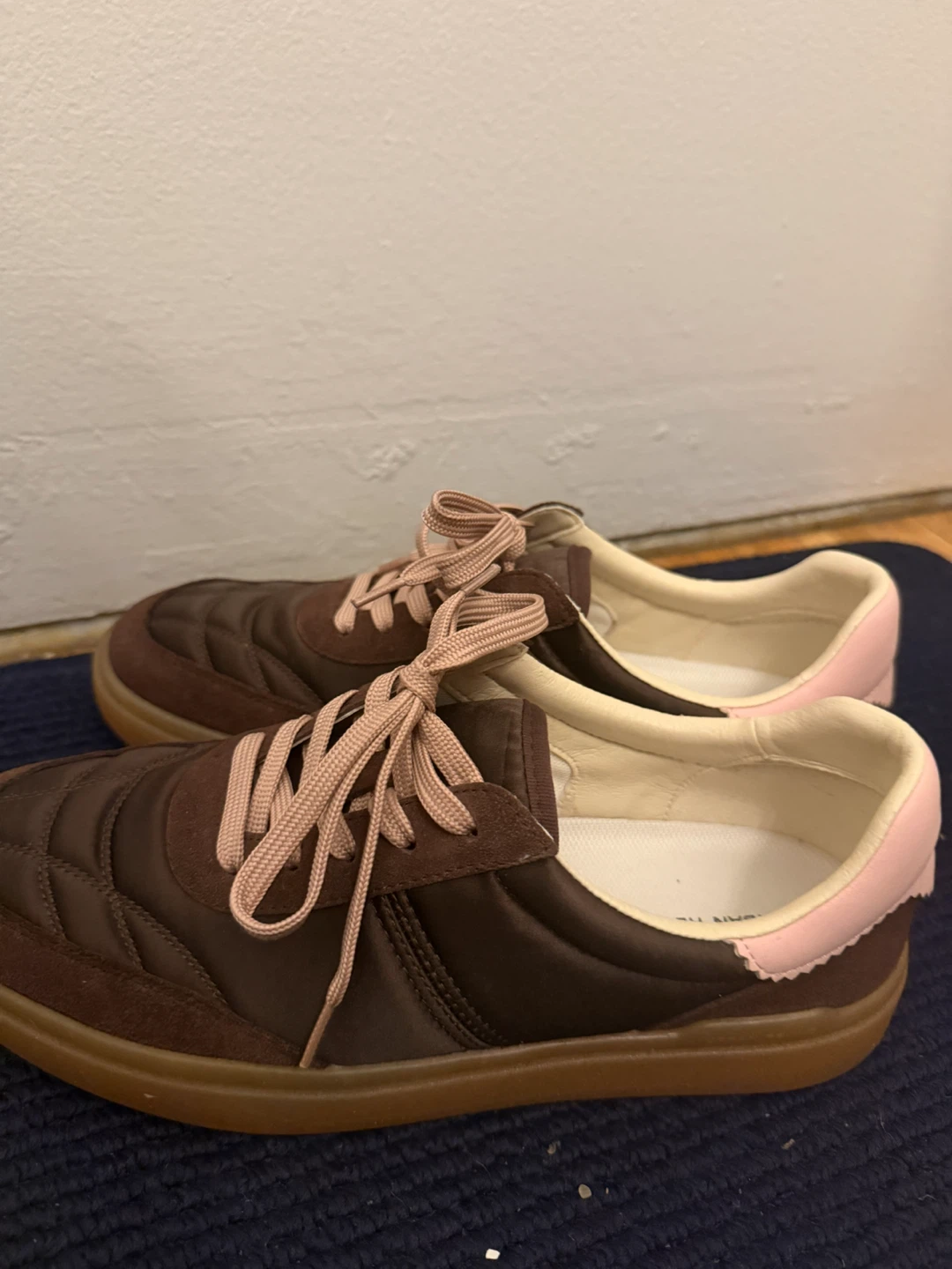 Urban Revivo Brown Quilted Sneakers - photo 2