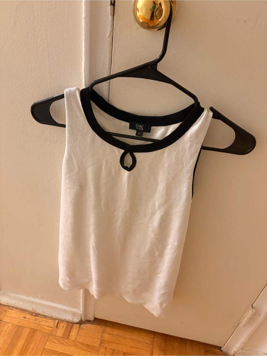 CHIC COLLECTION Women's Cream & Black Trim Tank Top Size Medium