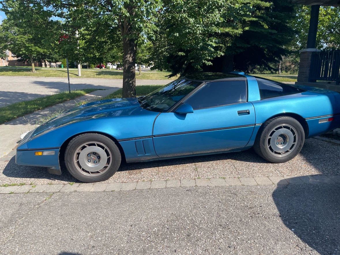 Blue Chevrolet Corvette 1987 - photo 3