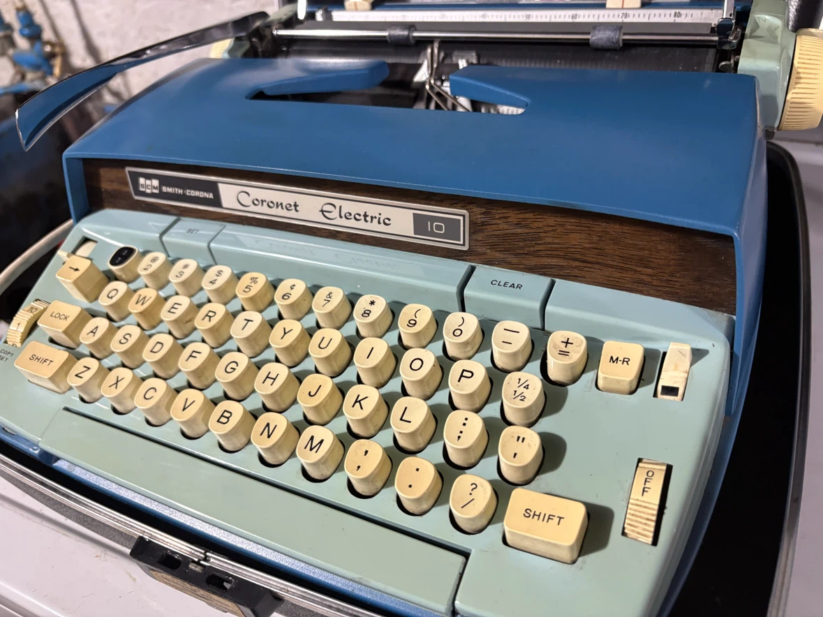 SMITH - CORONA Coronet Electric Typewriter - photo 2