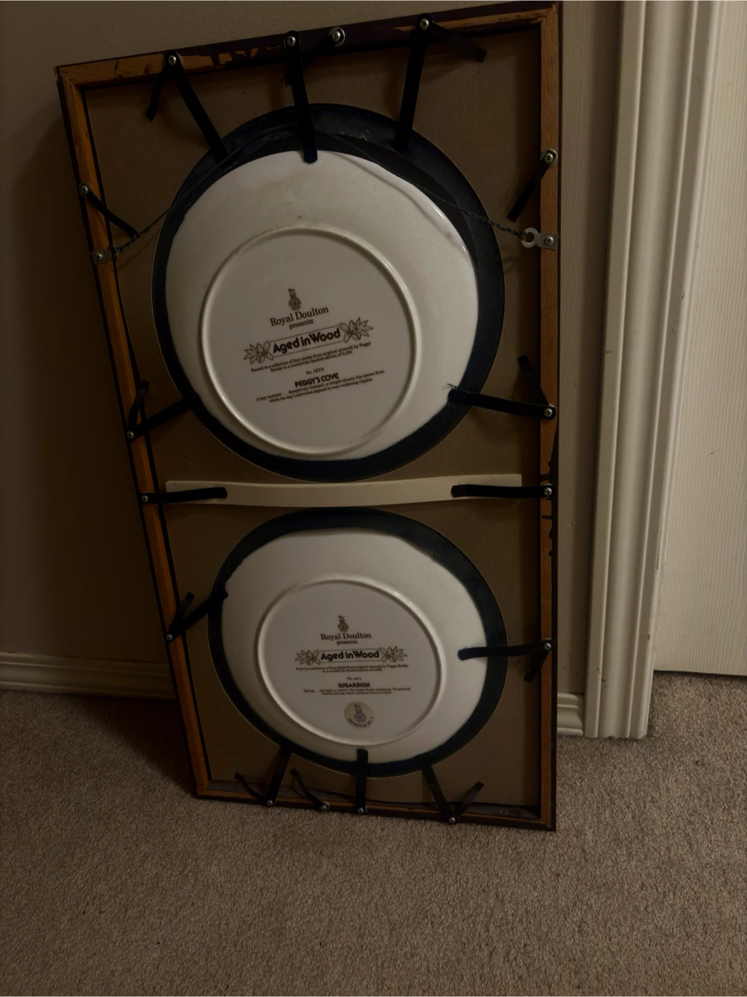 Royal Doulton Aged in Wood Decorative Plates - photo 3