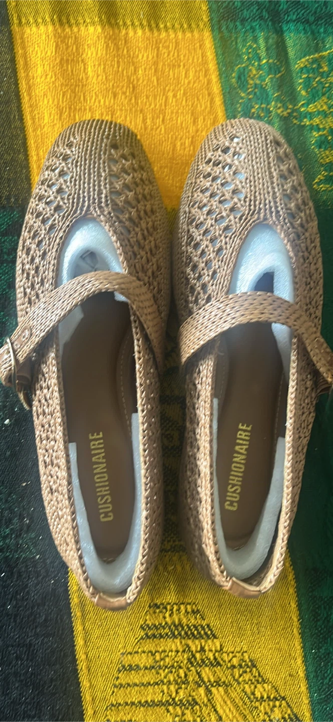 Cushionaire Mary Jane Flats, Brand New, Never Worn