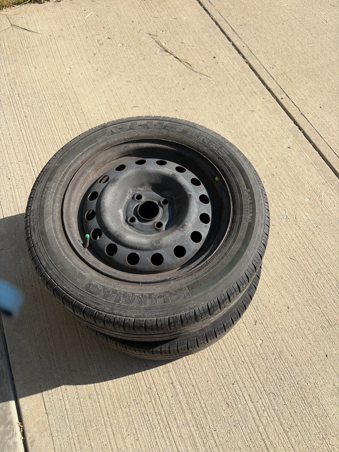 Kumho Tire P205/65R15 - photo 3