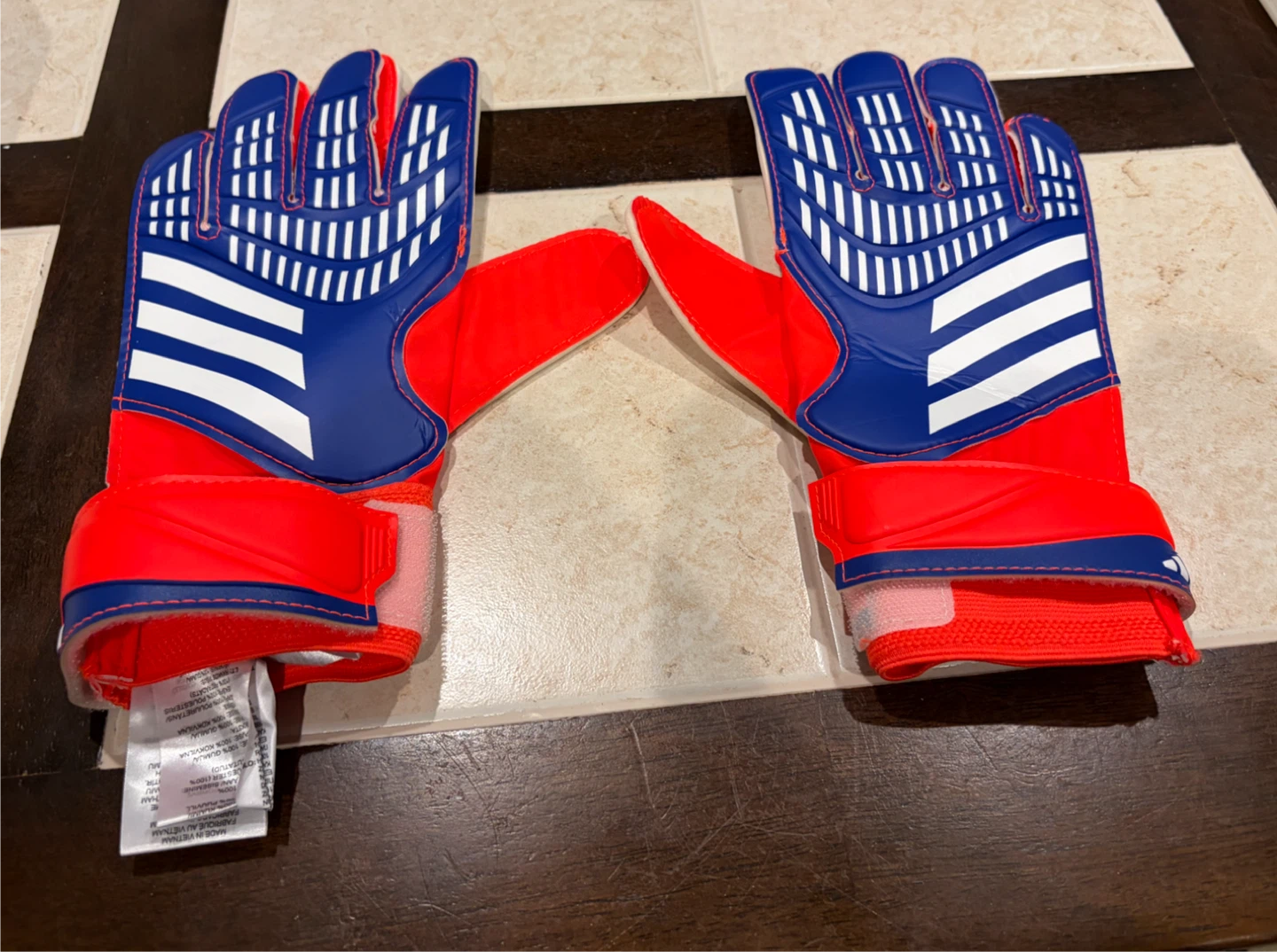 New Adidas Size 9 Predator Training Goalkeeper Gloves - photo 4