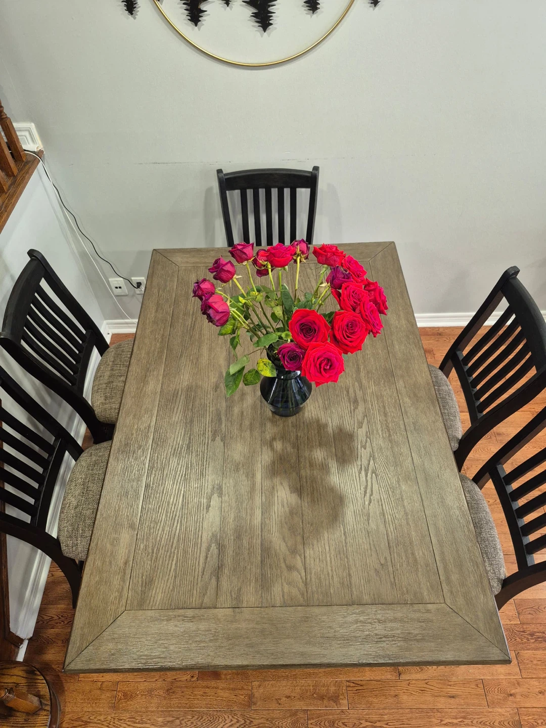 Dining Table and 6 Chairs Set