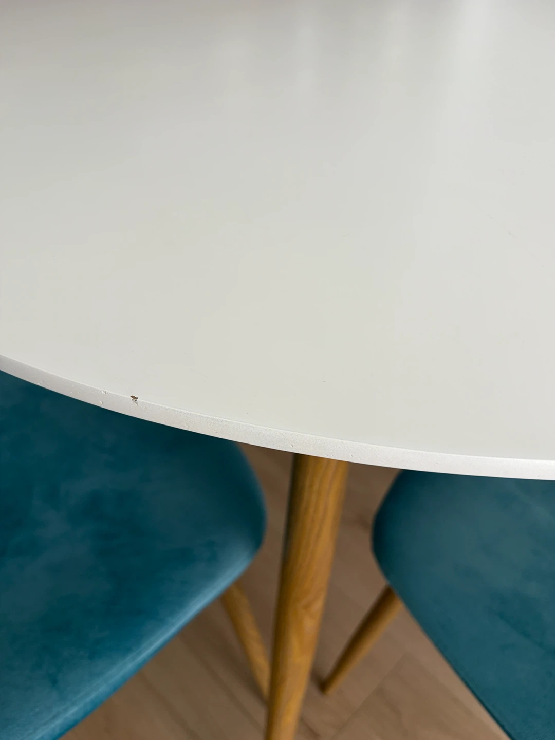 35 1/2” Circle table - photo 3