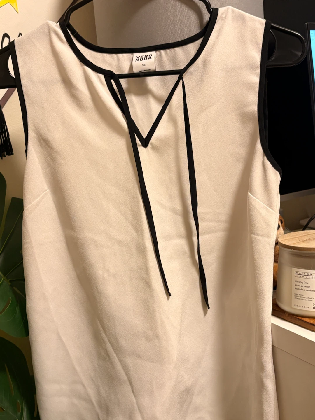 SSG Sleeveless Blouse - Cream XS