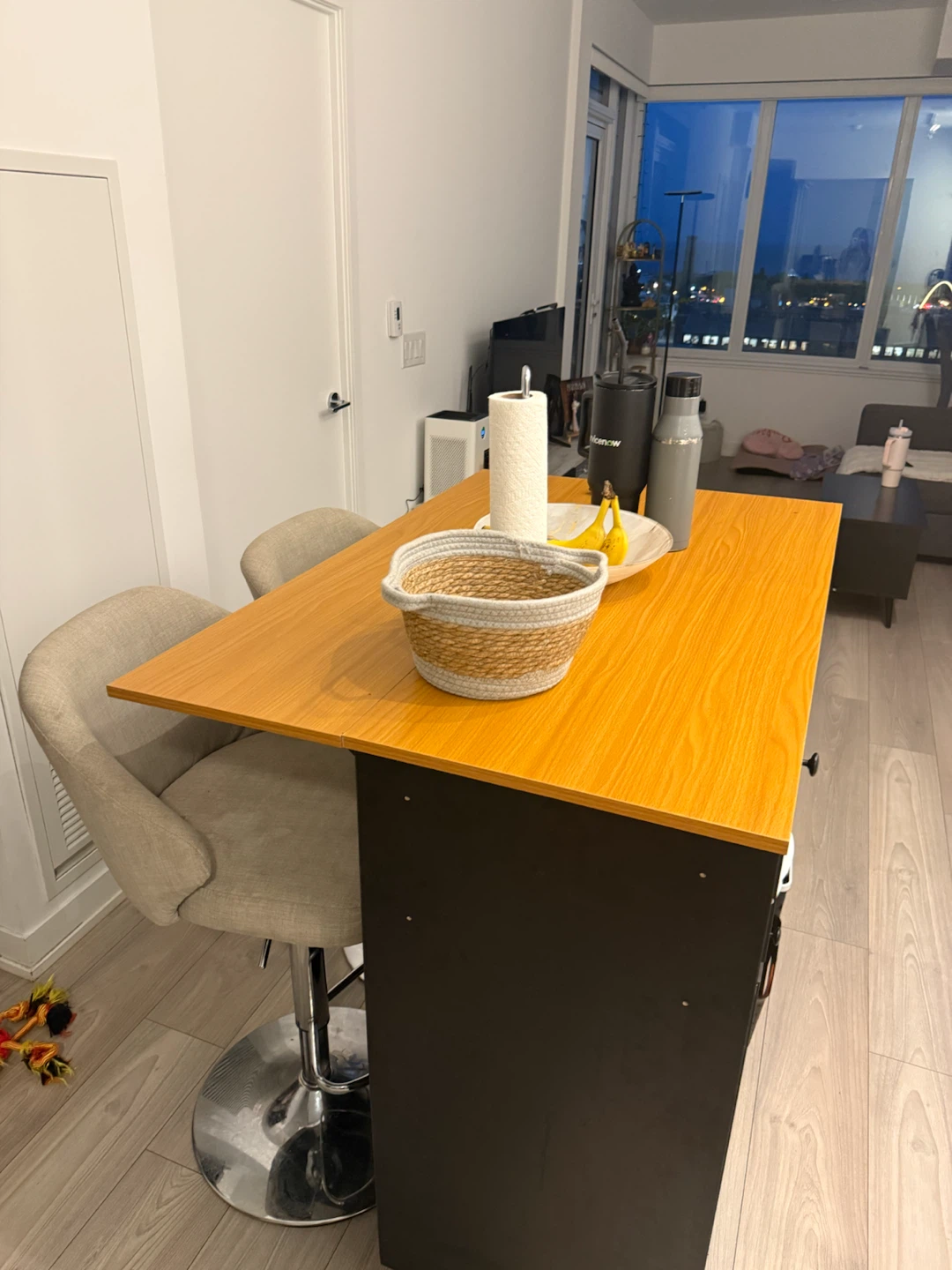 Wade Logan Jaziel Rolling Kitchen Island / Breakfast Bar - photo 2