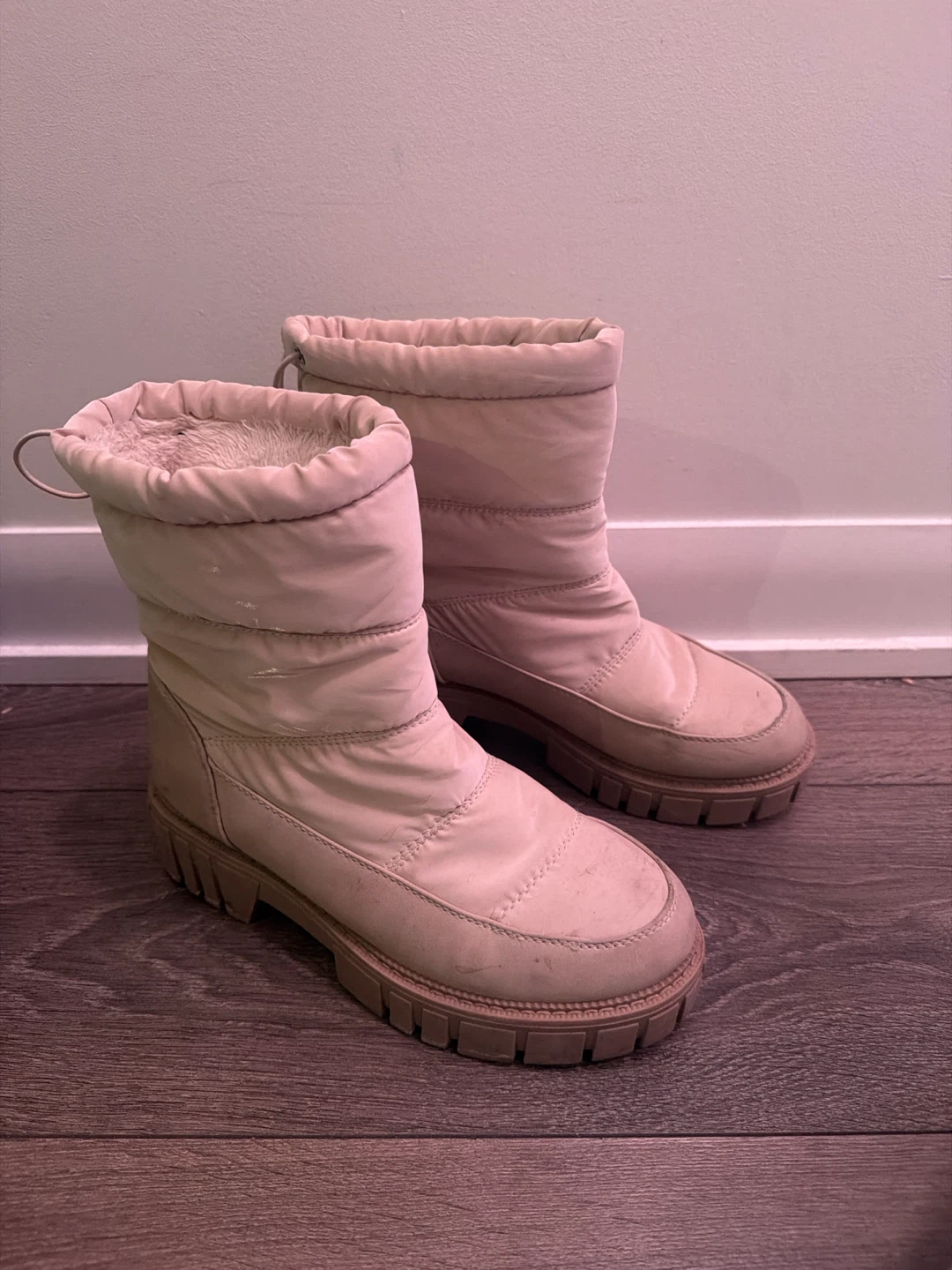 Light Beige Puffer Boots
