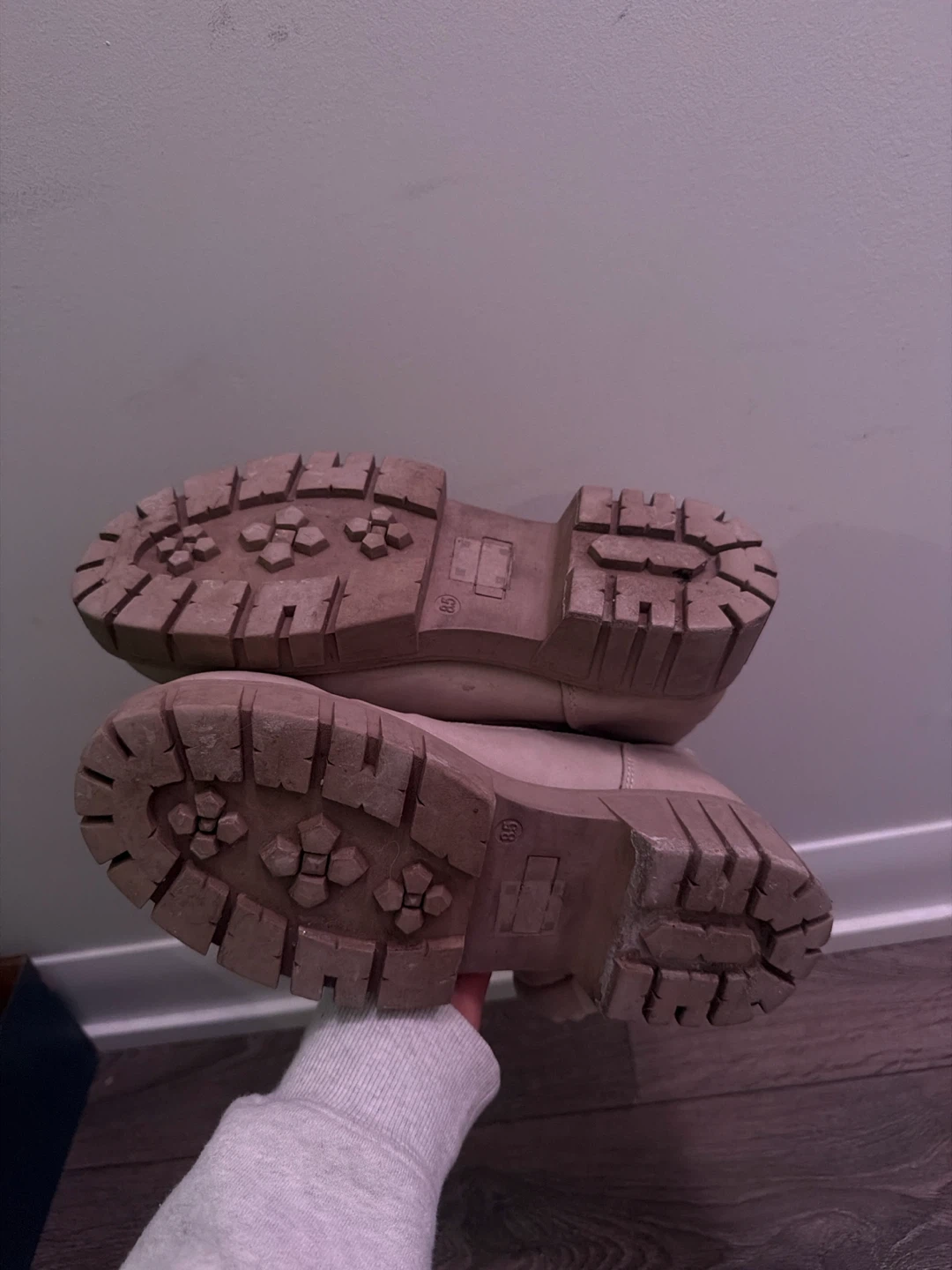 Light Beige Puffer Boots - photo 3