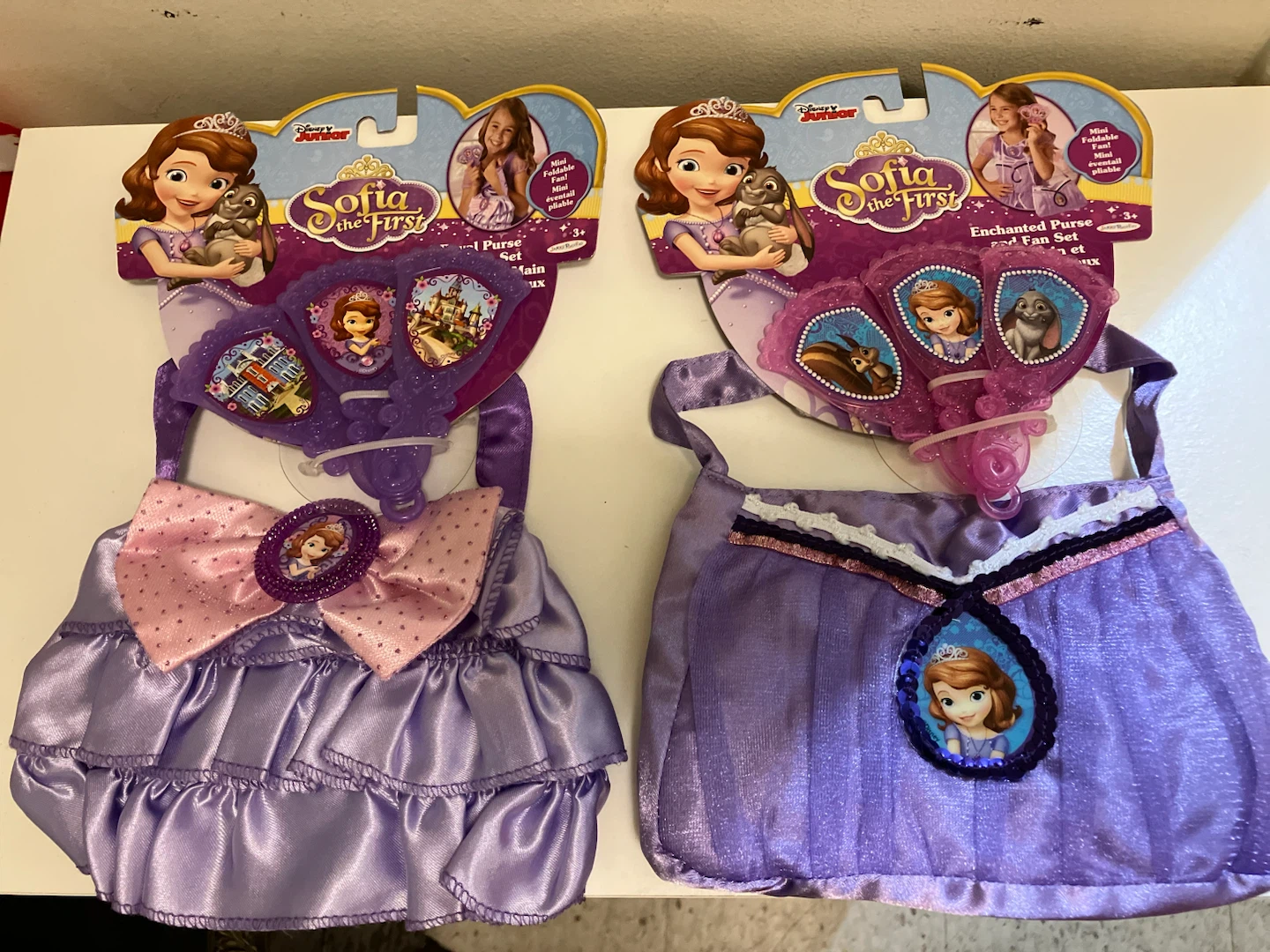 Disney Junior Sofia the First Royal Purse and Fan (few-price of
