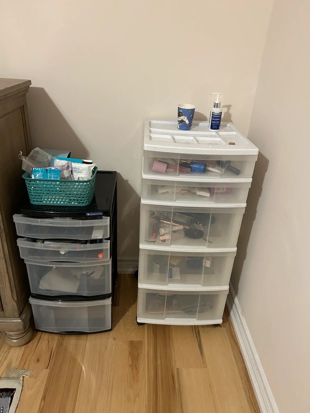 2 small drawer storage organizers