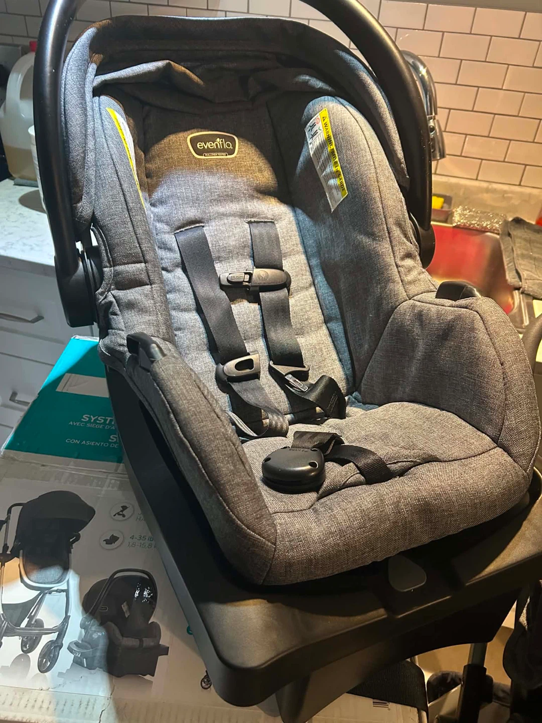 Evenflo Omni Plus Modular Travel System - Stroller & Car Seat - photo 2