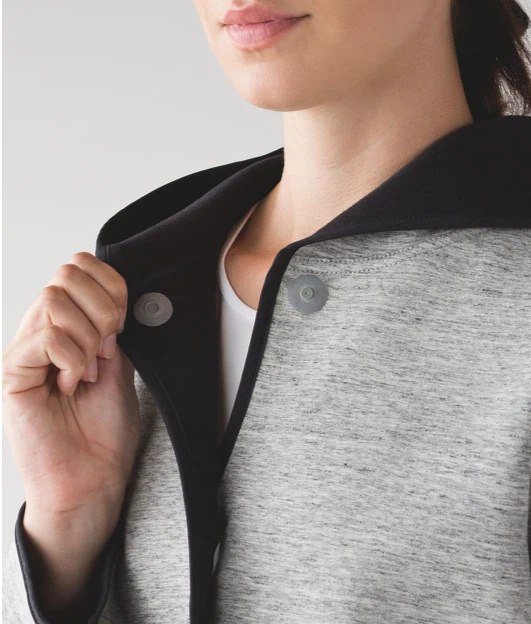 Lululemon Reversible Large City Bound Jacket - photo 4