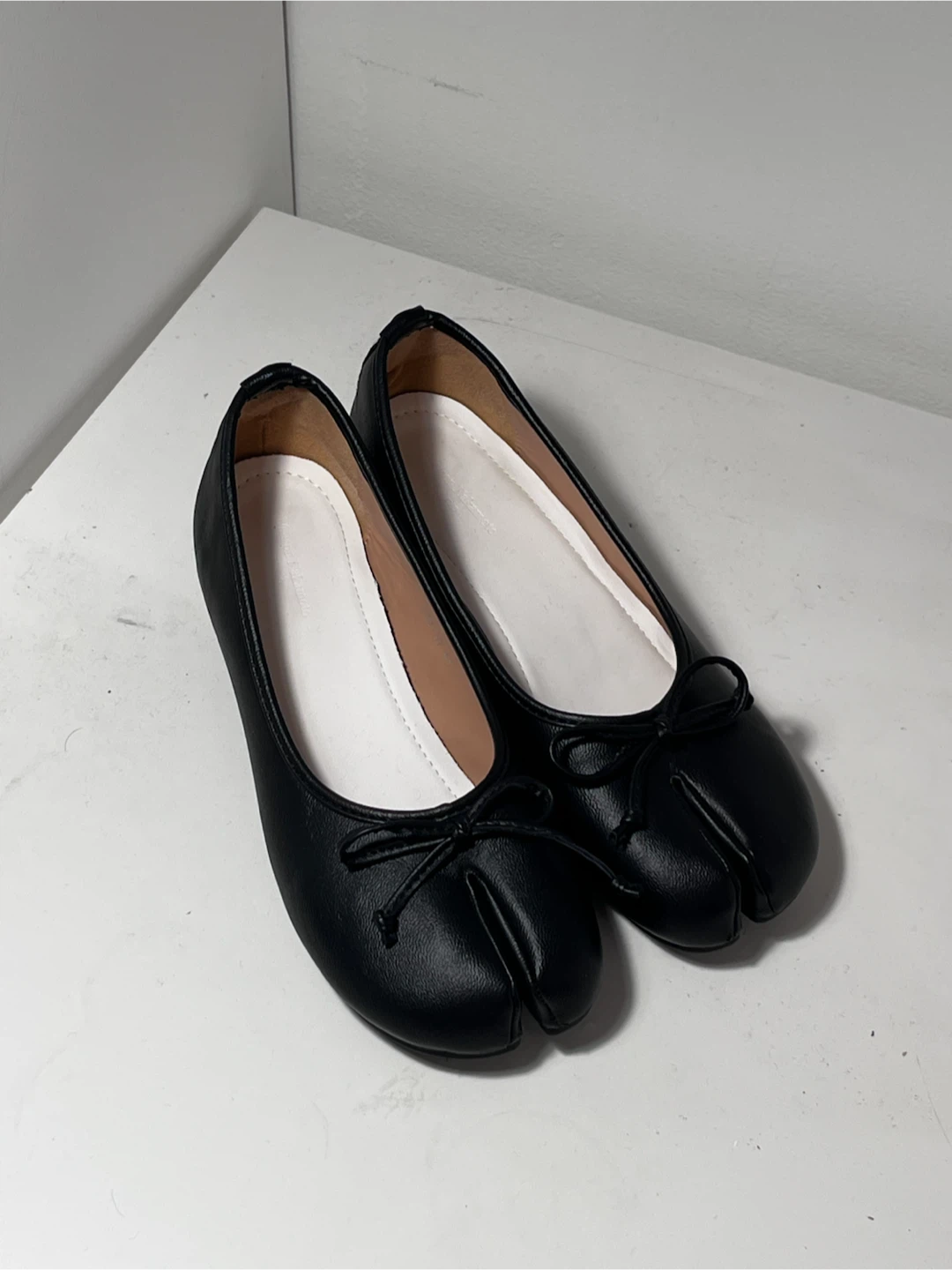 Black Tabi Bow-tie Heel