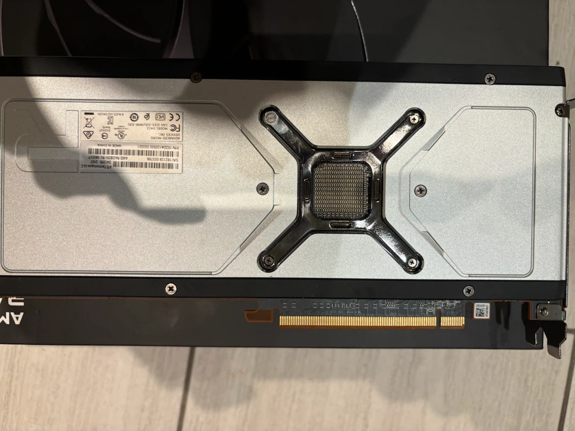 AMD Radeon RX 6800 XT Reference Model RED Edition - photo 4