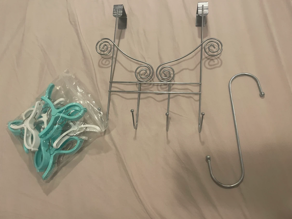 Over-the-door hook, hangers and clips bundle - photo 2