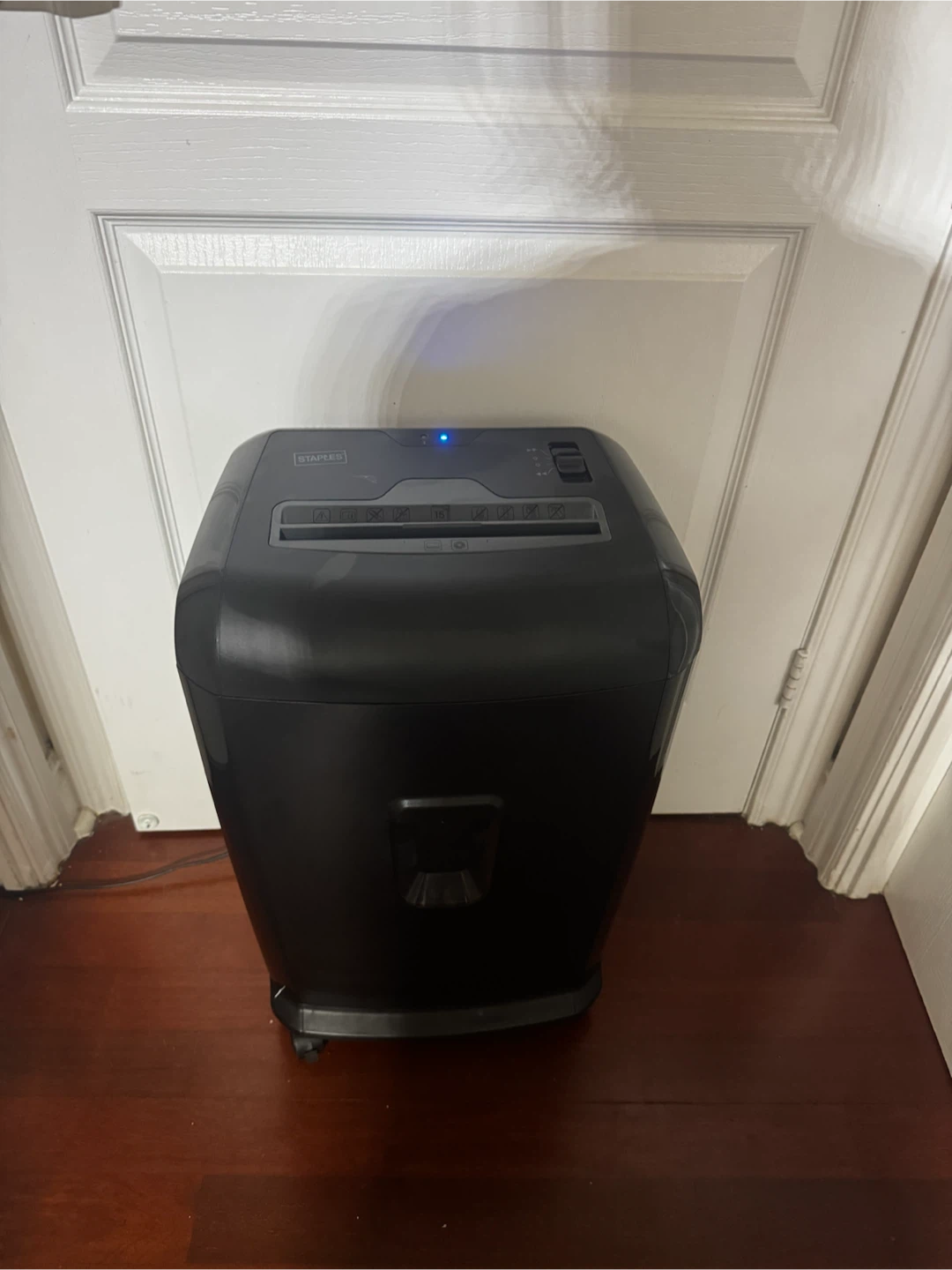 Staples Shredder
