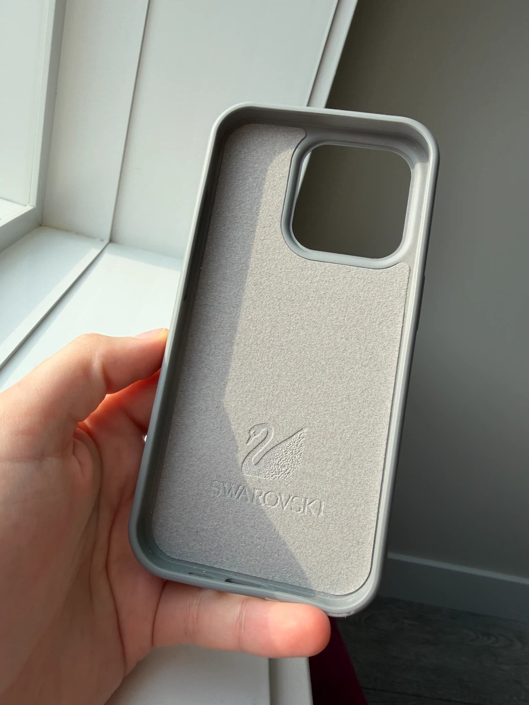 Swarovski iPhone 15 Pro Case - photo 4