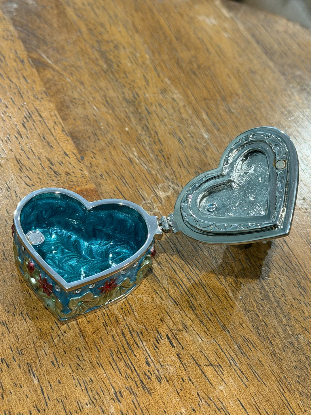 Enamel Frog Prince Heart Trinket Box - photo 4