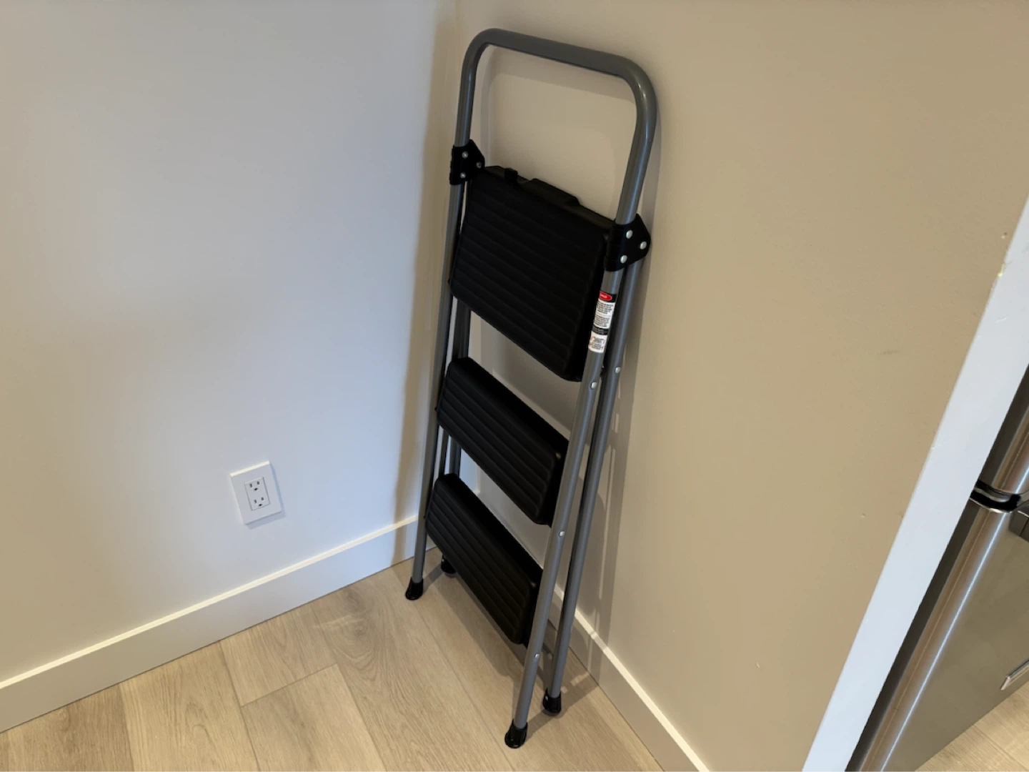 Step Stool - photo 5