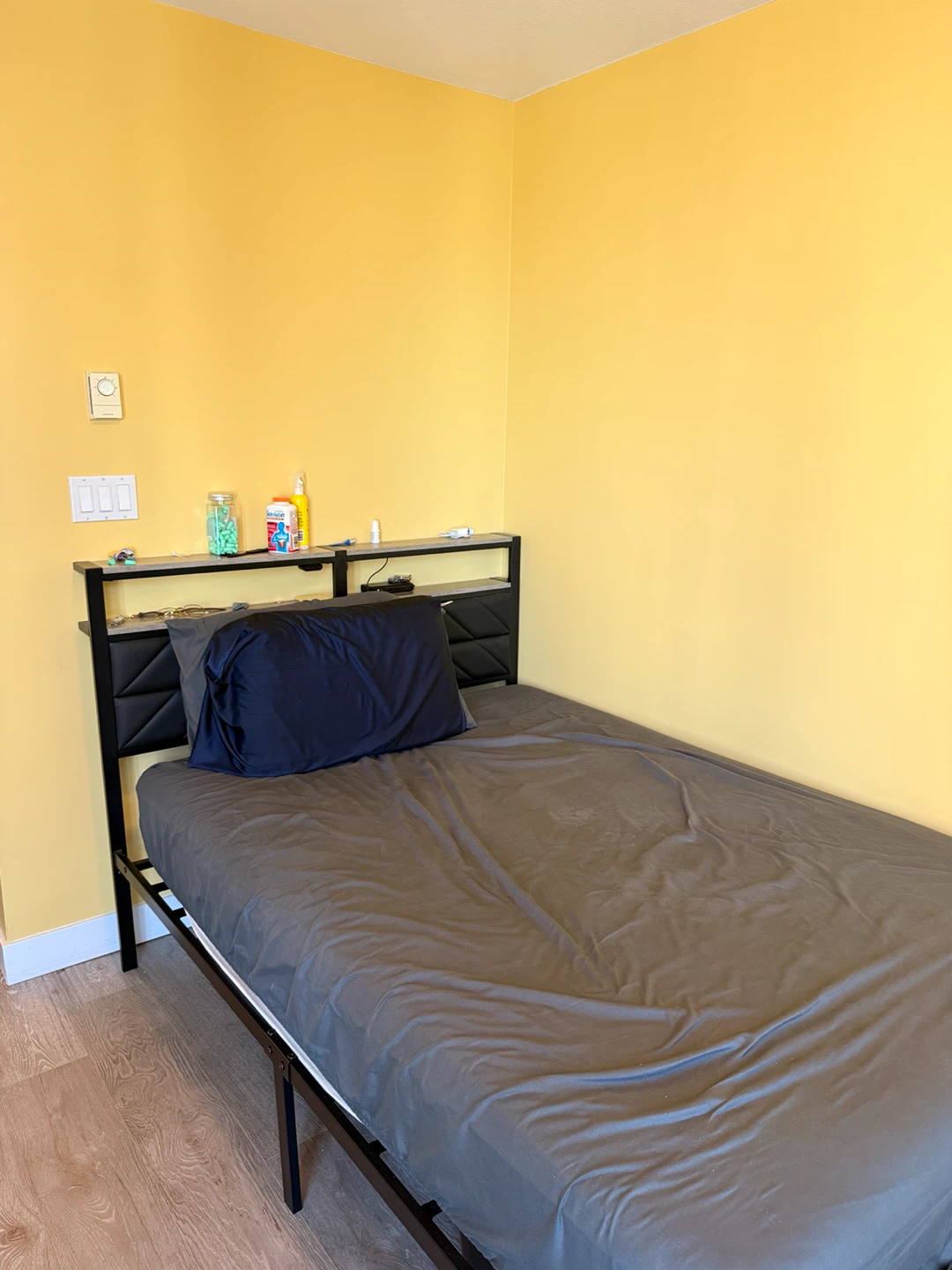 Full Bed Set – Sleep Country Mattress + Modern Platform