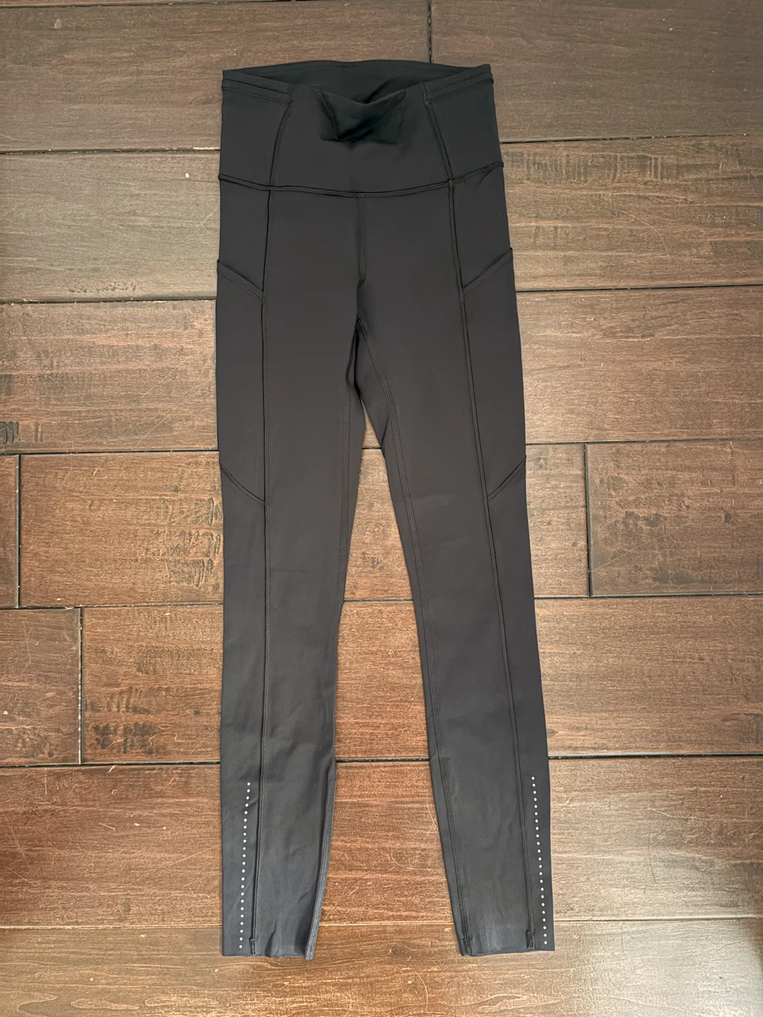 8 size 4 Lululemon Leggings