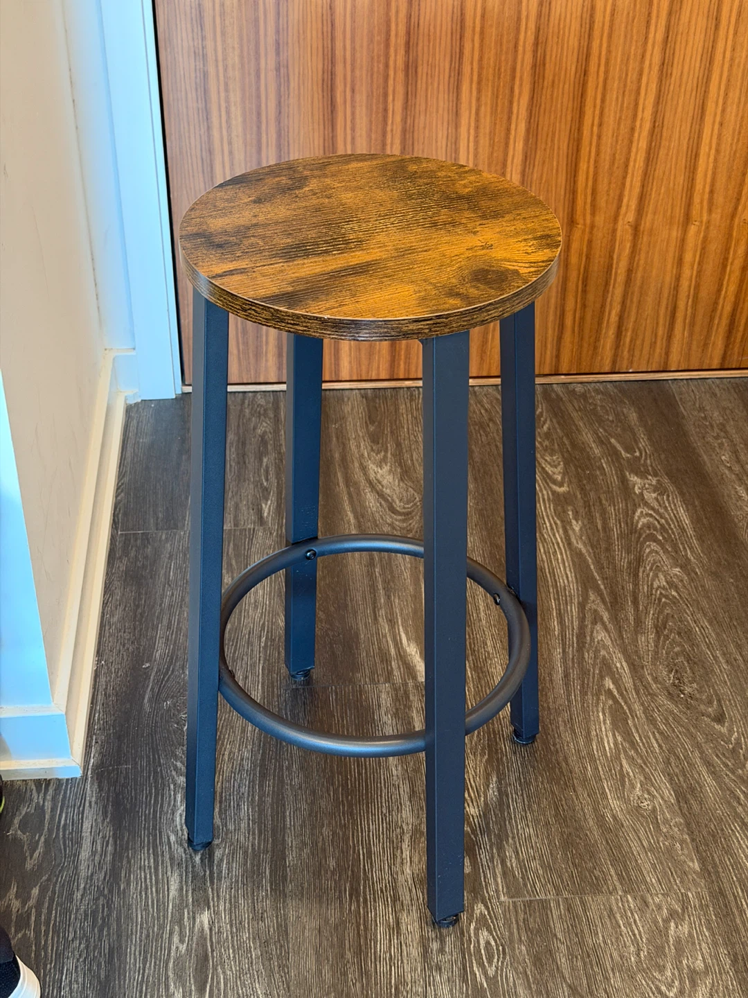 4 Bar Stools