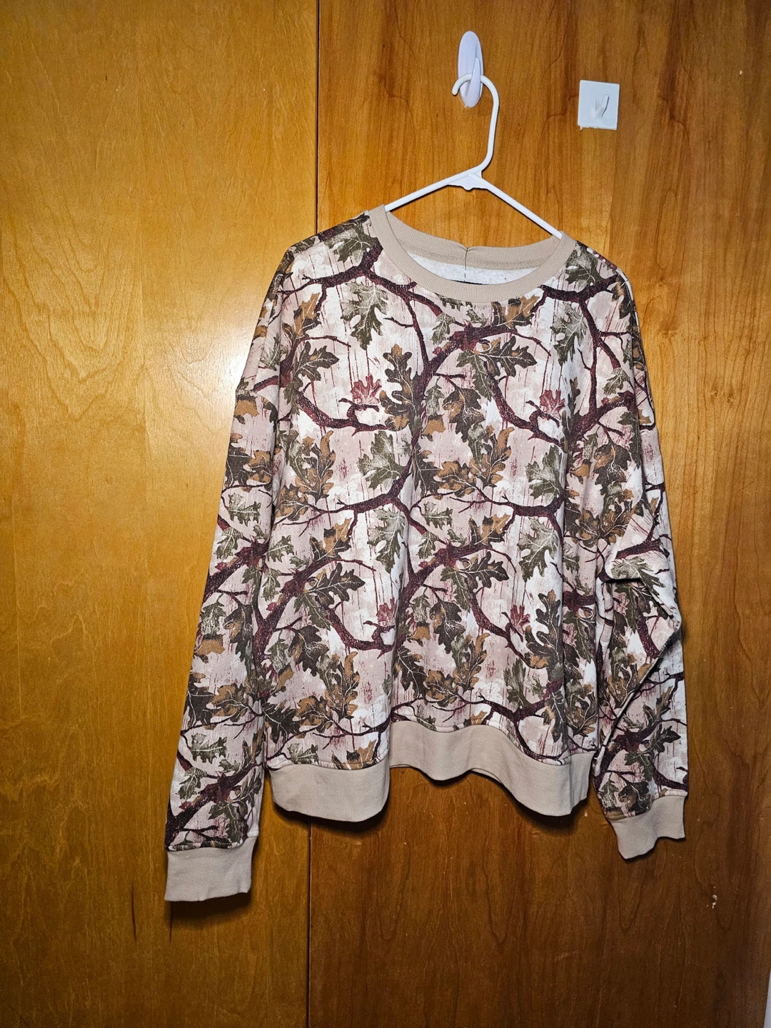 Original Use Camo Leaf Sweatshirt(Price Negotiable) - photo 3