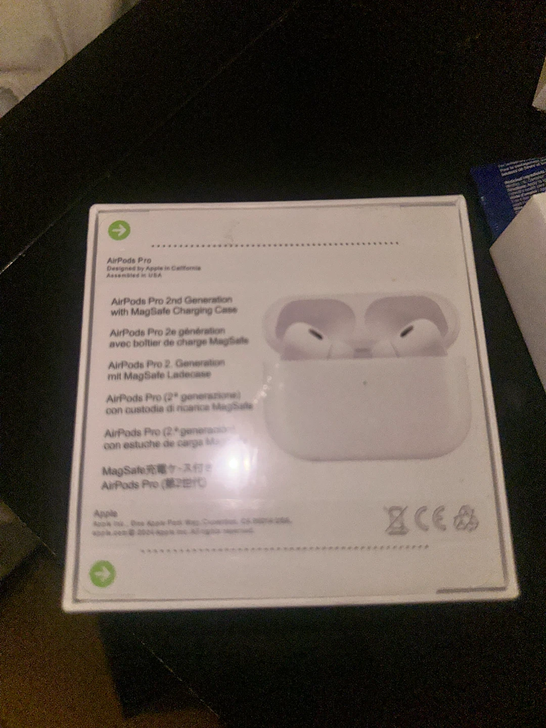 Apple AirPods Pro (2nd generation) with MagSafe Charging Case - photo 2