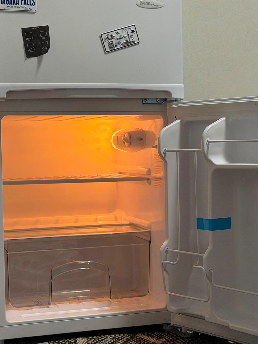 Danby Compact Refrigerator good for room. - photo 4
