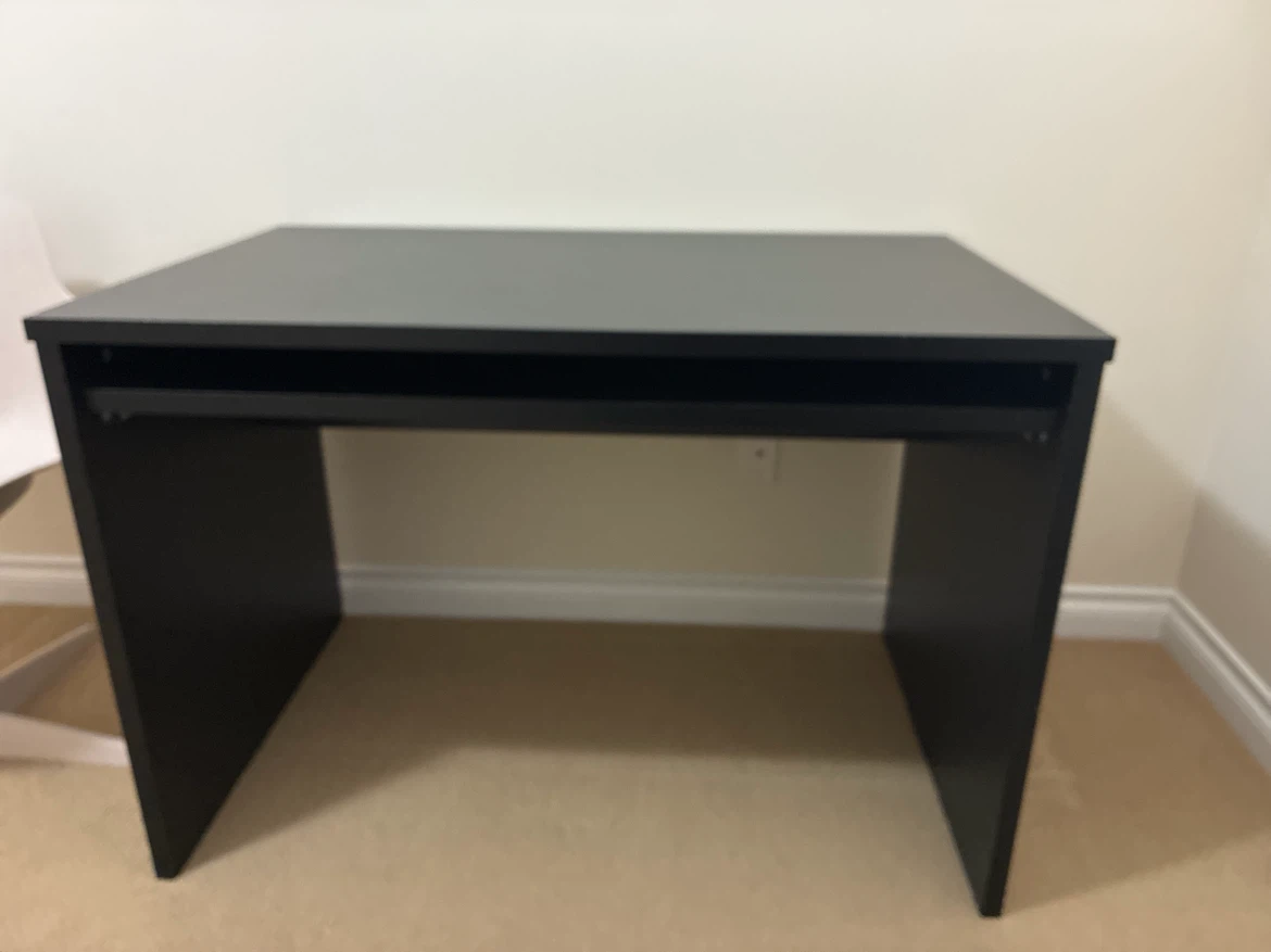 Black Computer Desk with Keyboard Tray