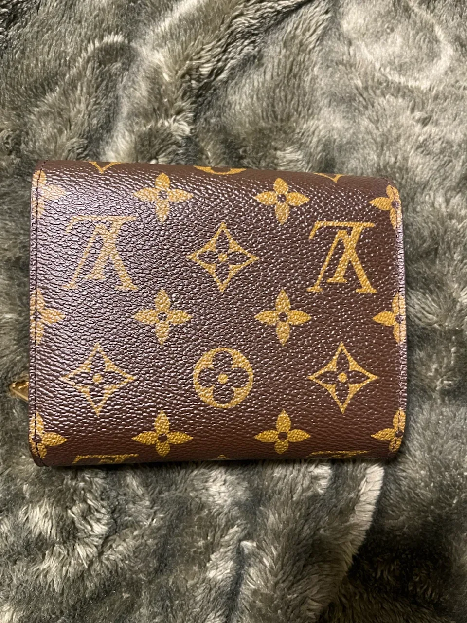 Louis Vuitton wallet - photo 2