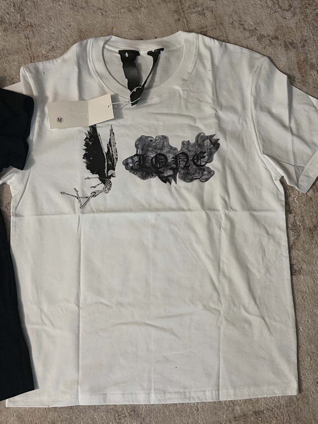 VLONE White Graphic T-Shirt Size M