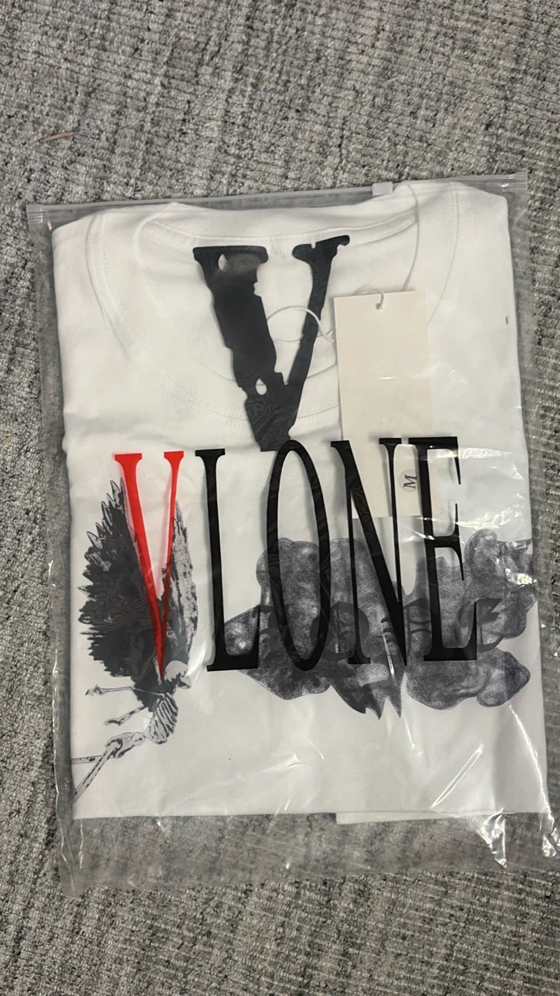 VLONE White Graphic T-Shirt Size M - photo 3